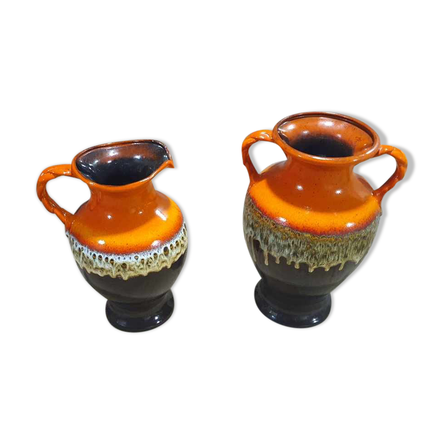 Set of 2 vintage vases