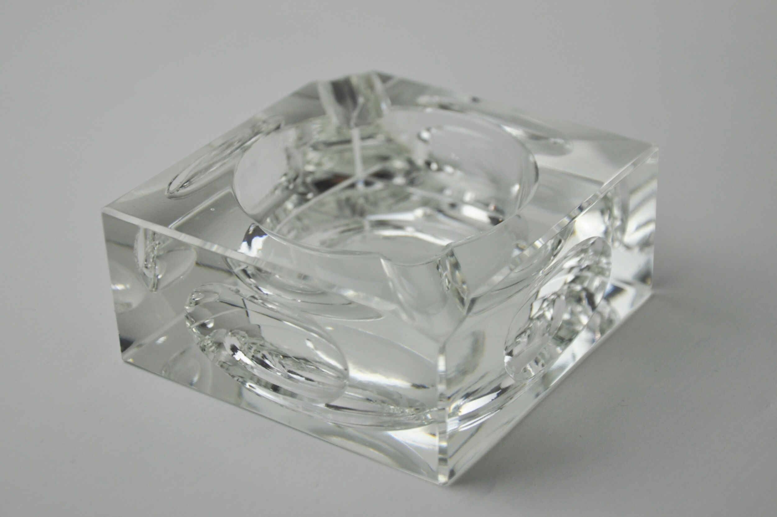 Magnifying ashtray by Antonio Imperatore, murano glass, Italy, 1970