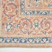 Tapis persan classique bleu et pêche