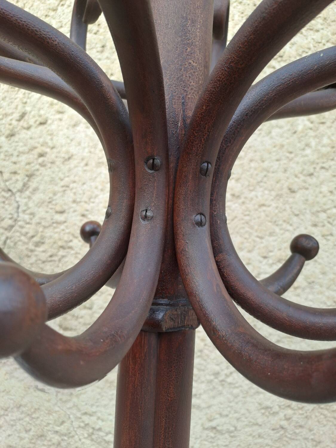 Bistro parrot coat rack signed Thonet n°10401