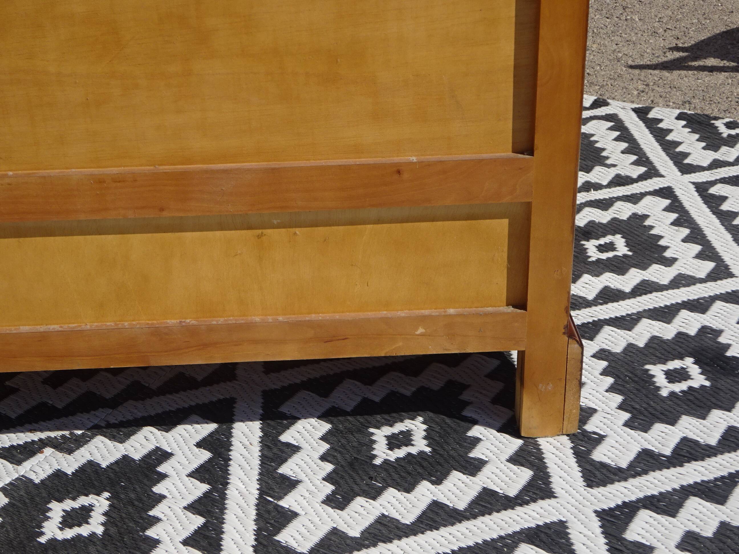 Petit meuble vintage, faible profondeur