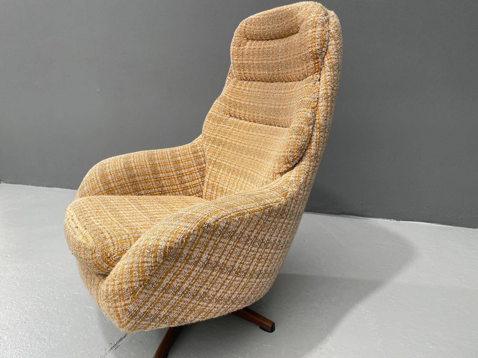Swivel Armchair for Jitona Soběslav, 1970s, Czechoslovakia