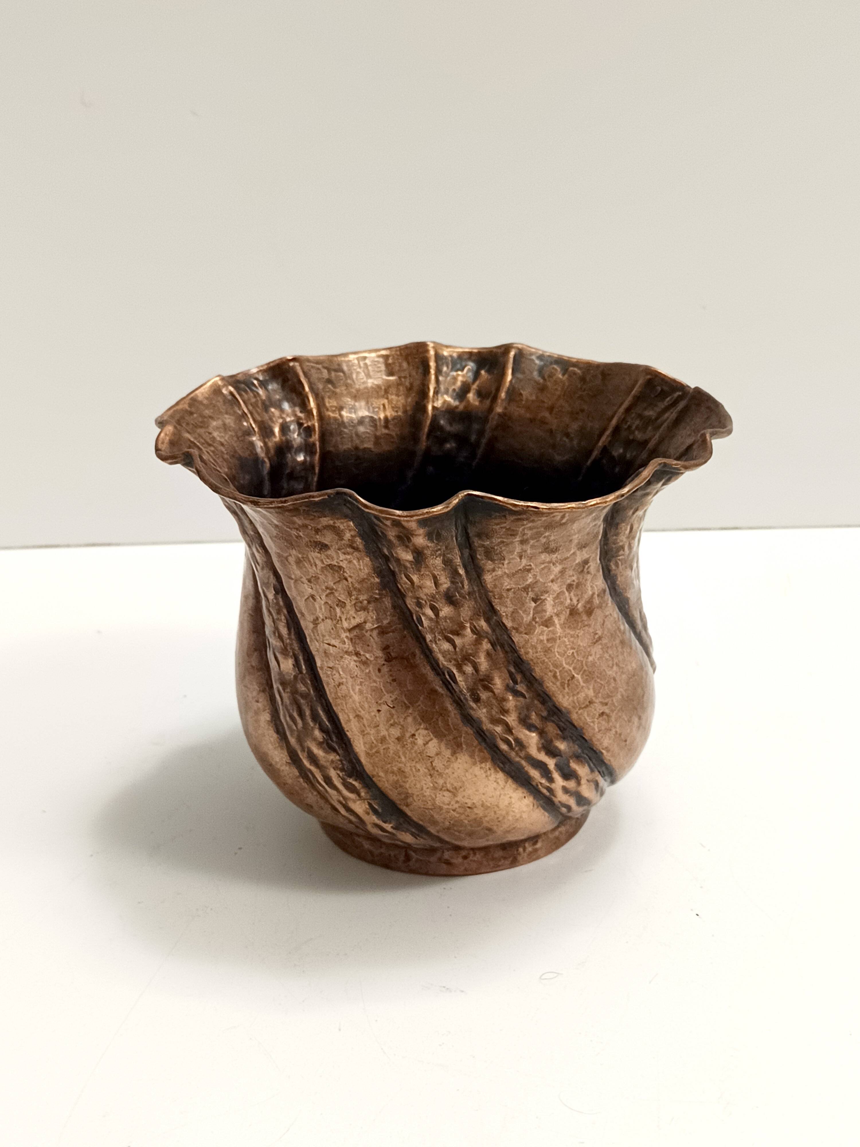 Round Embossed Copper Cachepot / Vase attr. to Egidio Casagrande, Italy