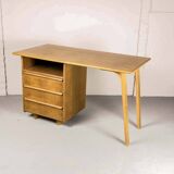 Cees Braakman Dutch Design EE02 Oak Desk for Pastoe. The Netherlands, 1950s