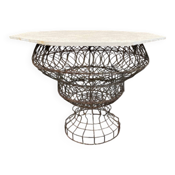 Table/jardinière table en fil de fer