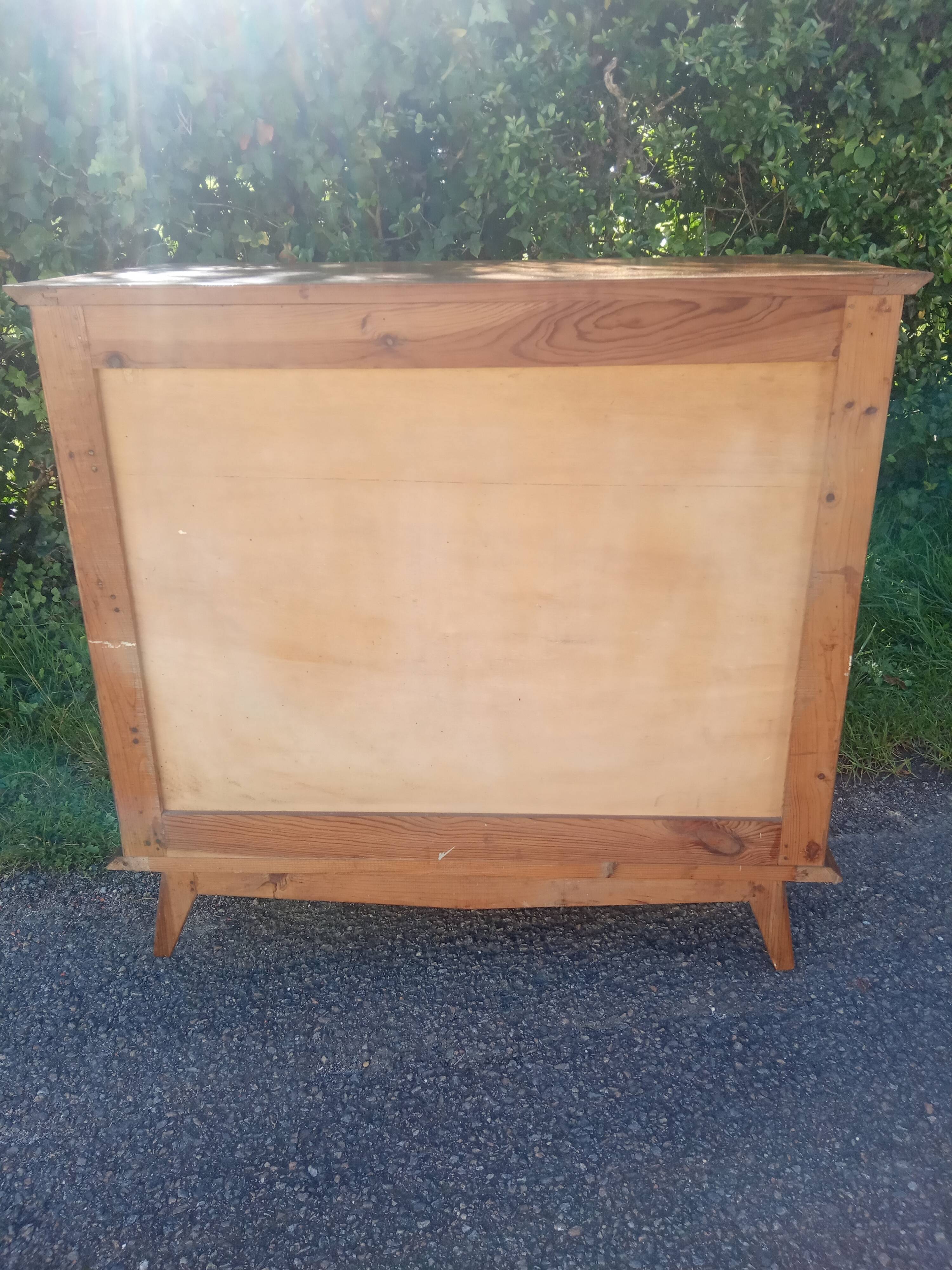 Vintage chest of drawers