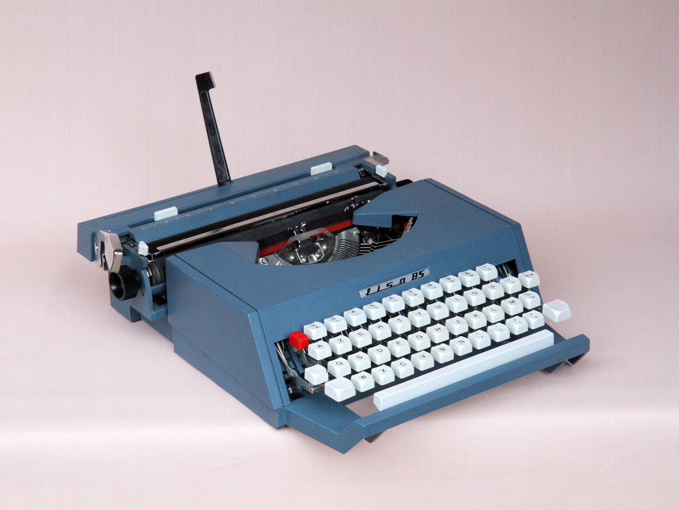 Blue Antares LISA 85 typewriter - 1960