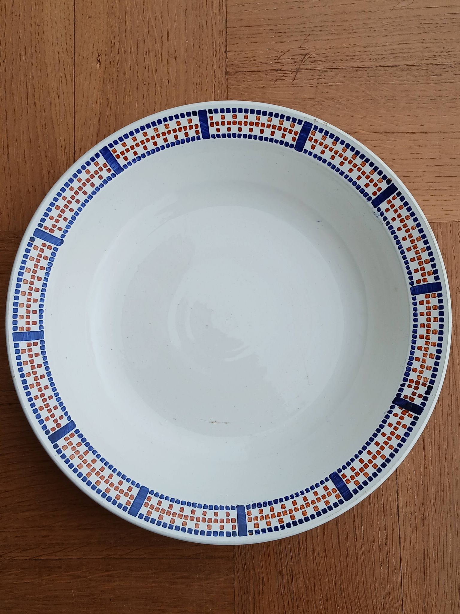 Plat de service ancien