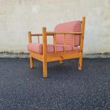 Armchair in pine and vichy fabric