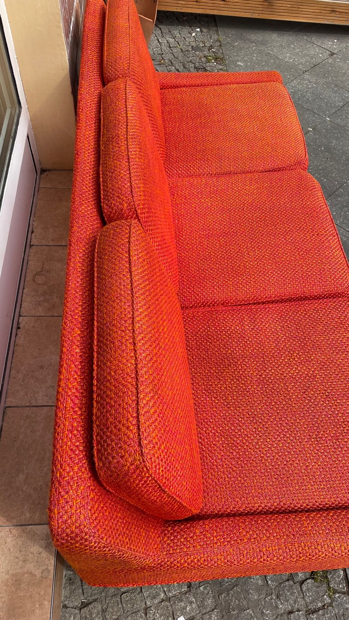 Sofa 3 places dux international playboy model of the 70s