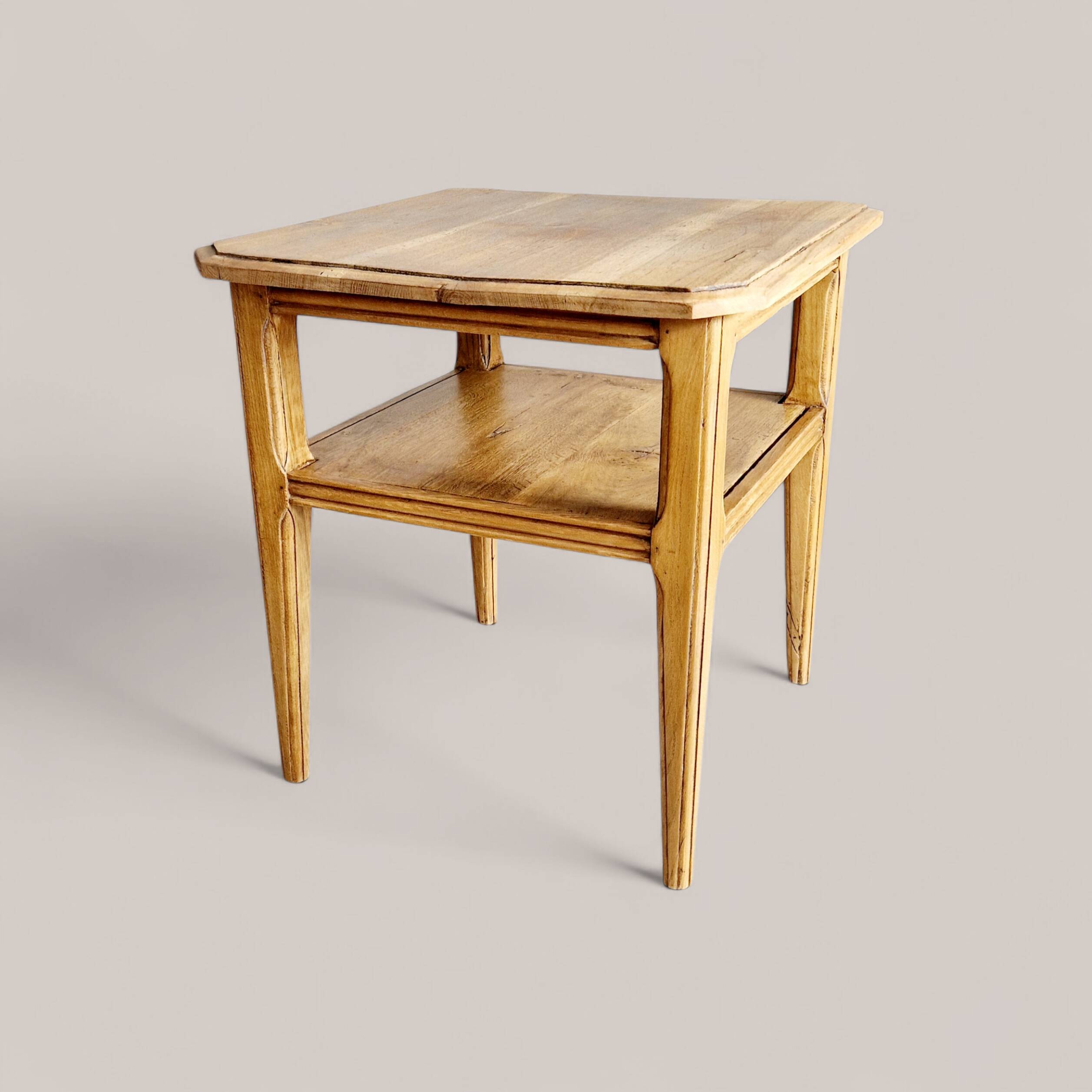 Table d'appoint, bout de canapé en chêne massif, 1940