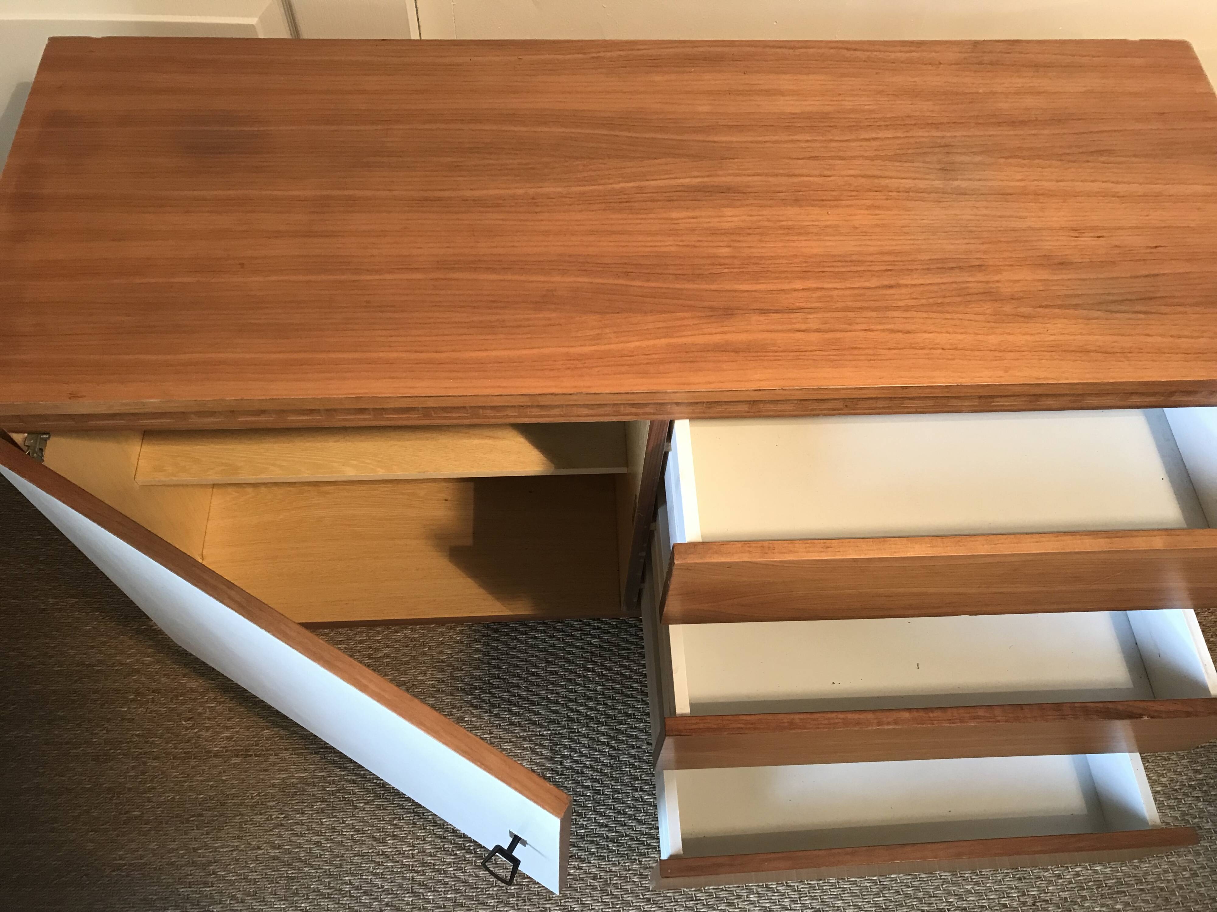 Vintage sideboard 1960-1980