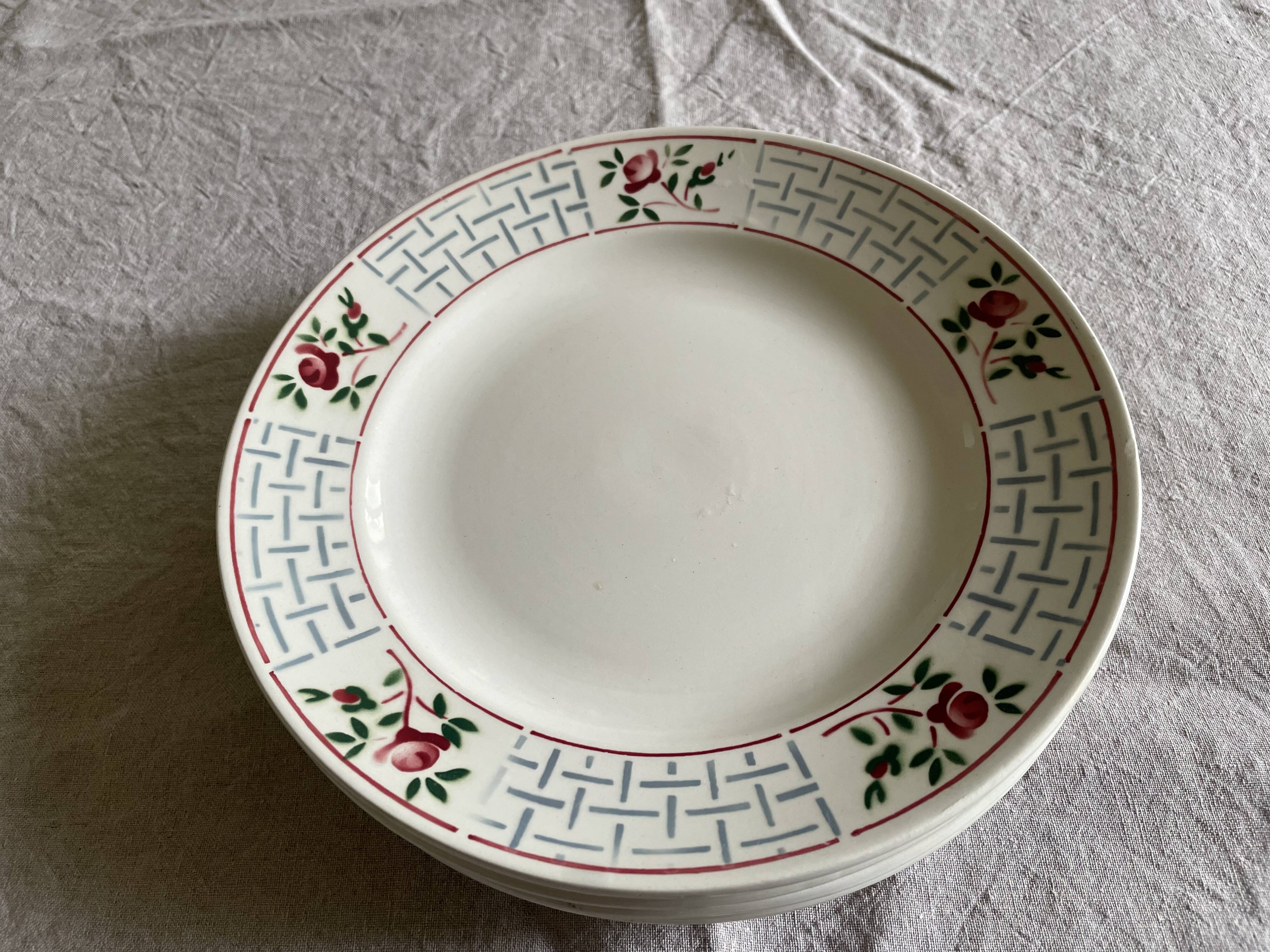 Flat plates Sarreguemines model Christiane