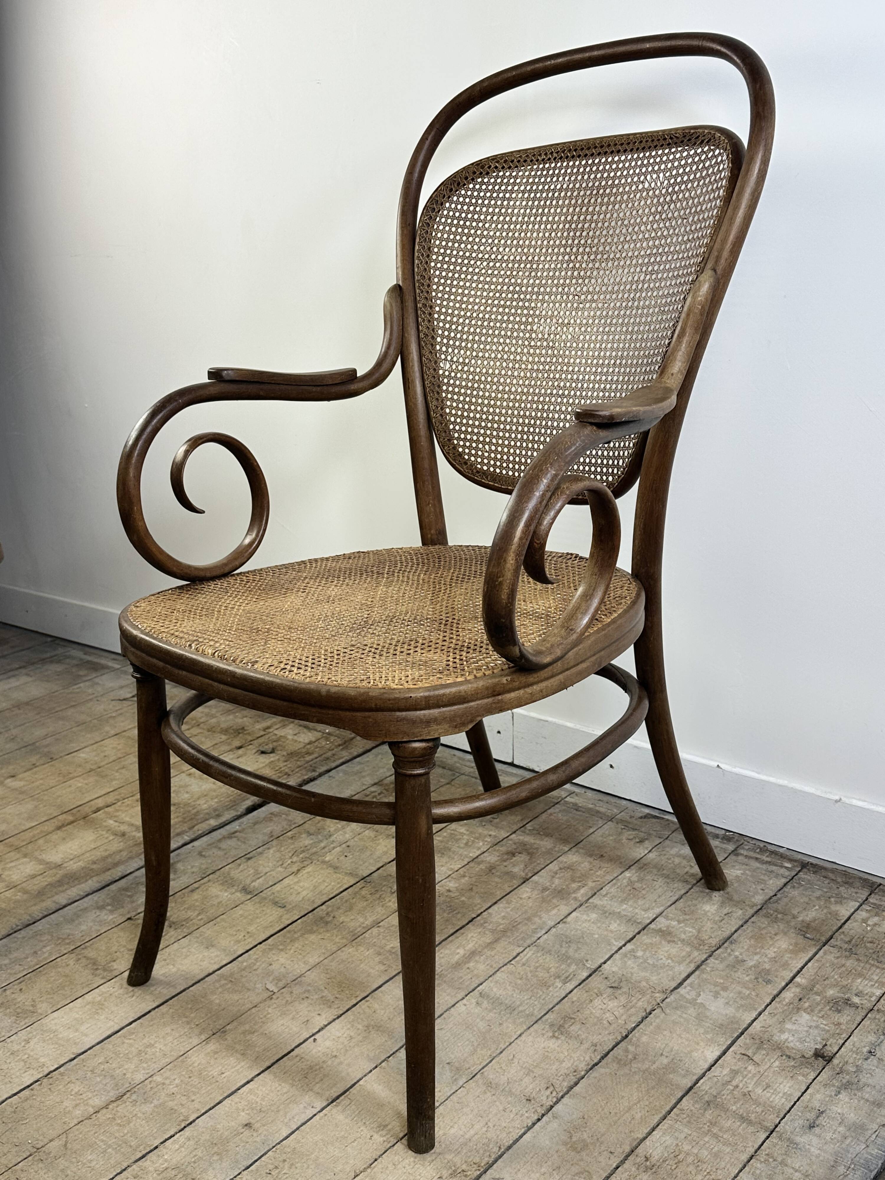Thonet armchair n° 12 from 1861