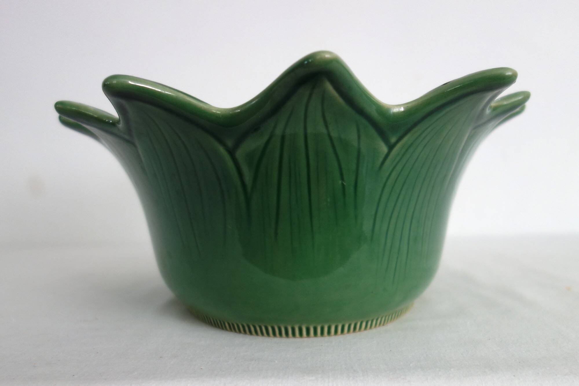 Ceramic hollow dish, sunflower model, vintage Appolia brand