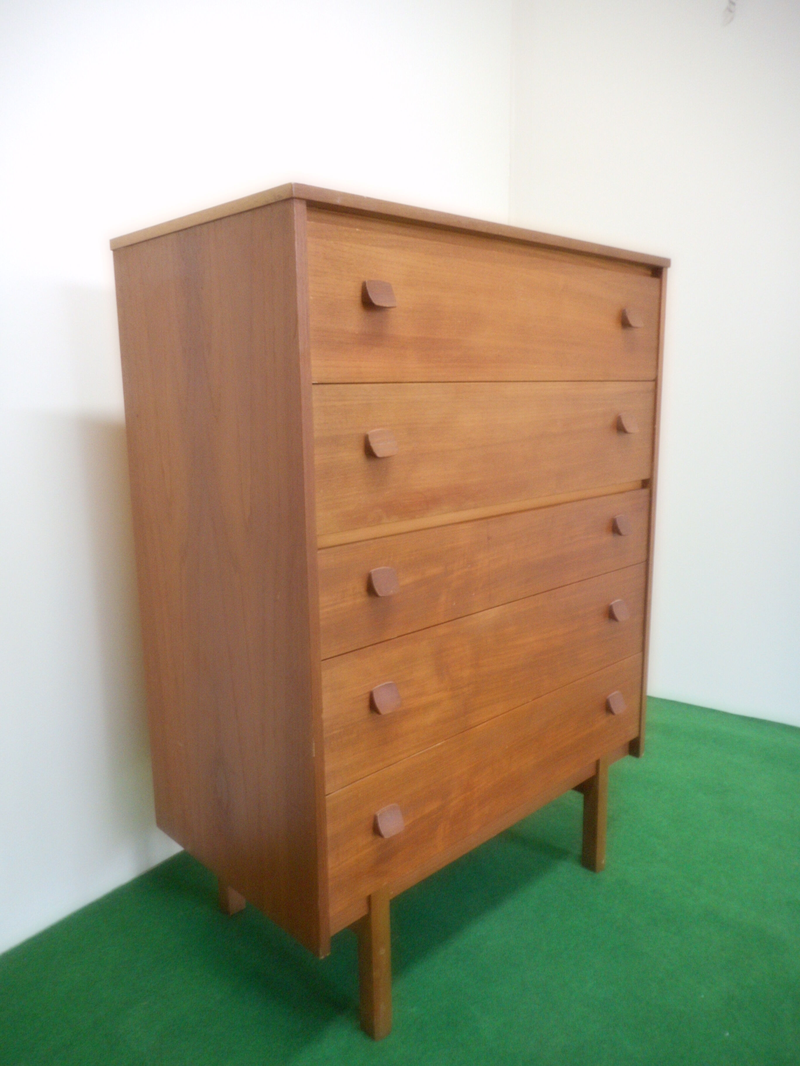 Vintage teak chest of drawers
