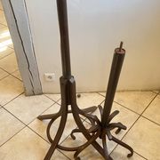 Parrot coat rack, swivel, bistro style 1960