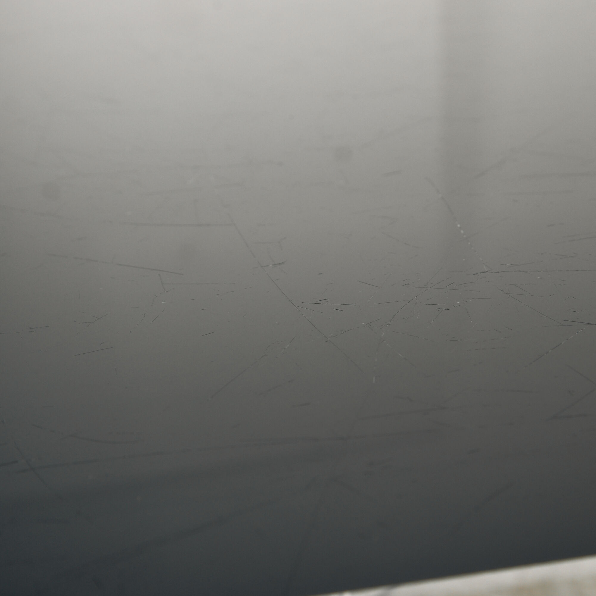 Table à manger en verre et acier par Max Sauze