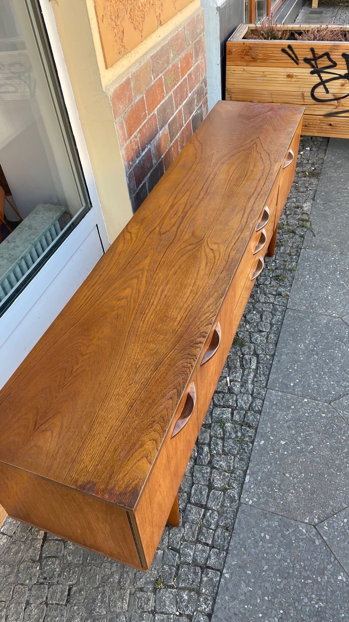 Teak row from the 60s Avalon edition