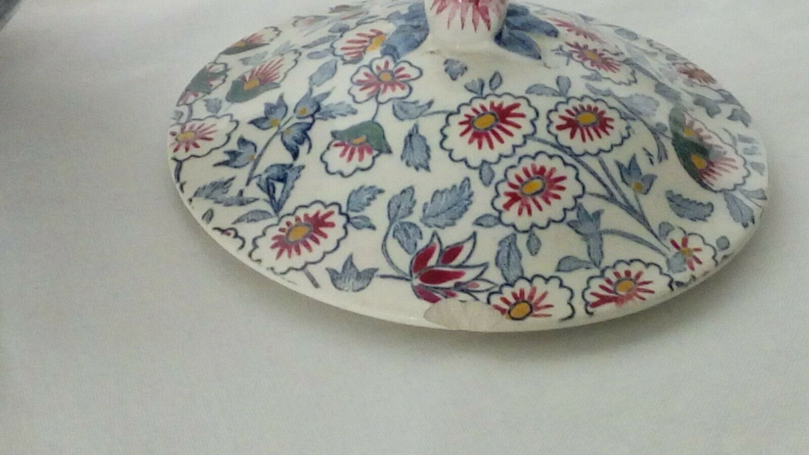 Bonbonniere en faience de gien decor cachemire