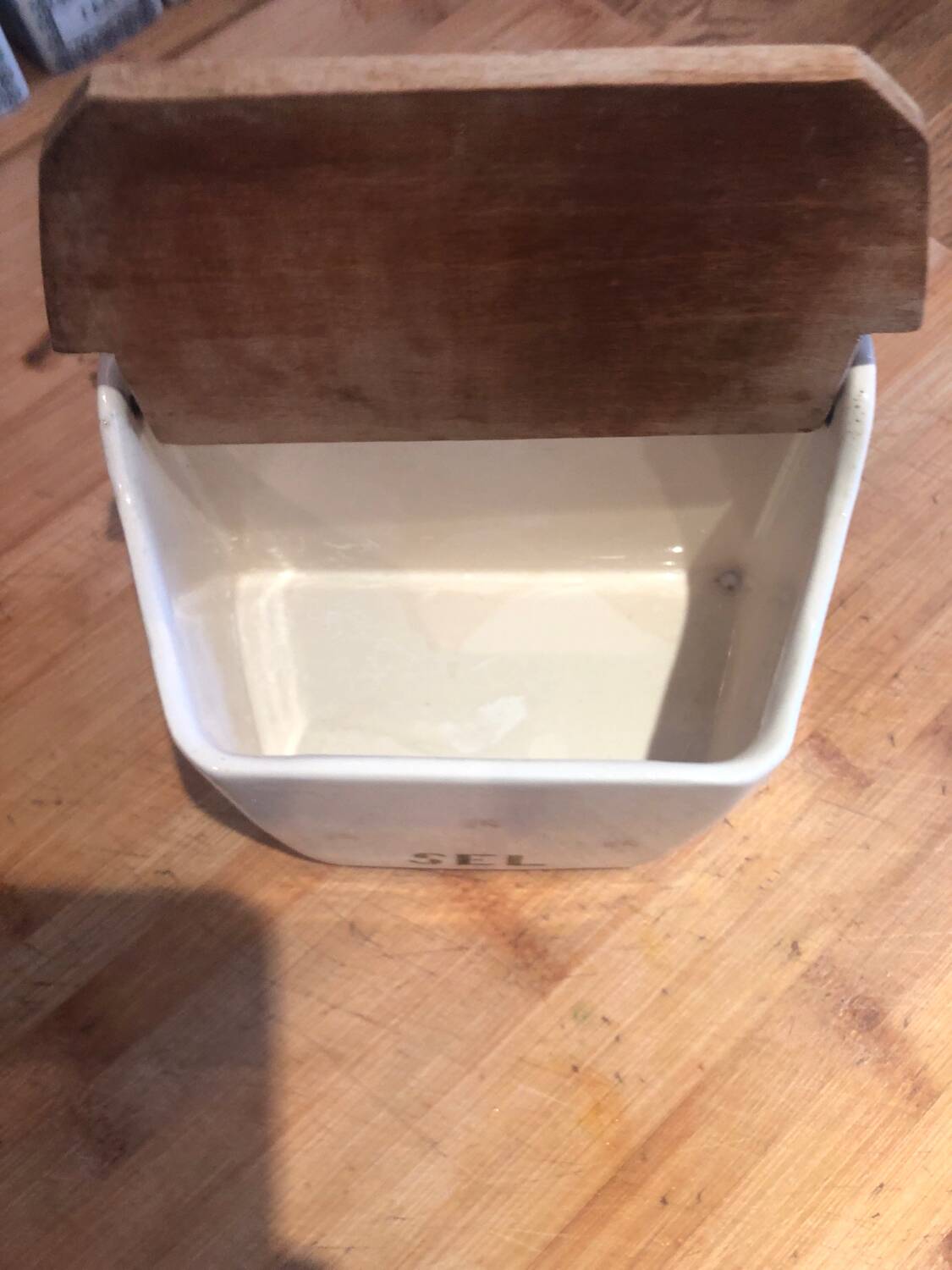 Vintage porcelain salt pot from Badonviller France