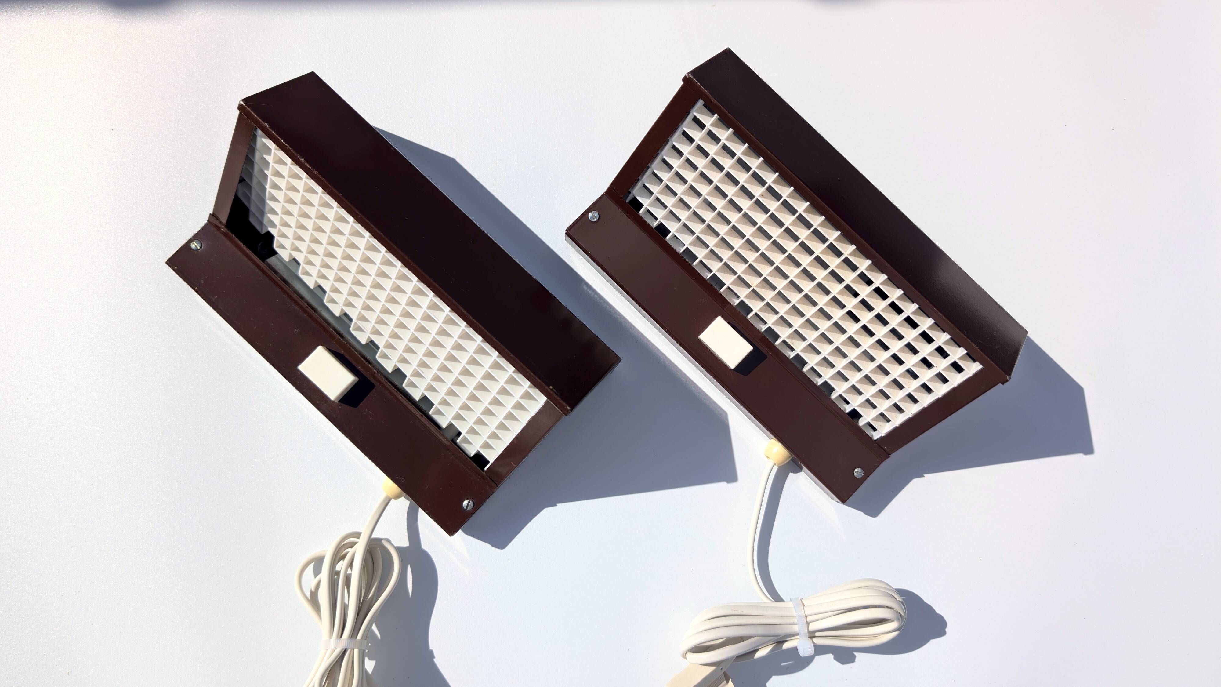 Pair of brown Elidus Kuben reading lamps - Hans Agne Jakobsson - Sweden 1970s