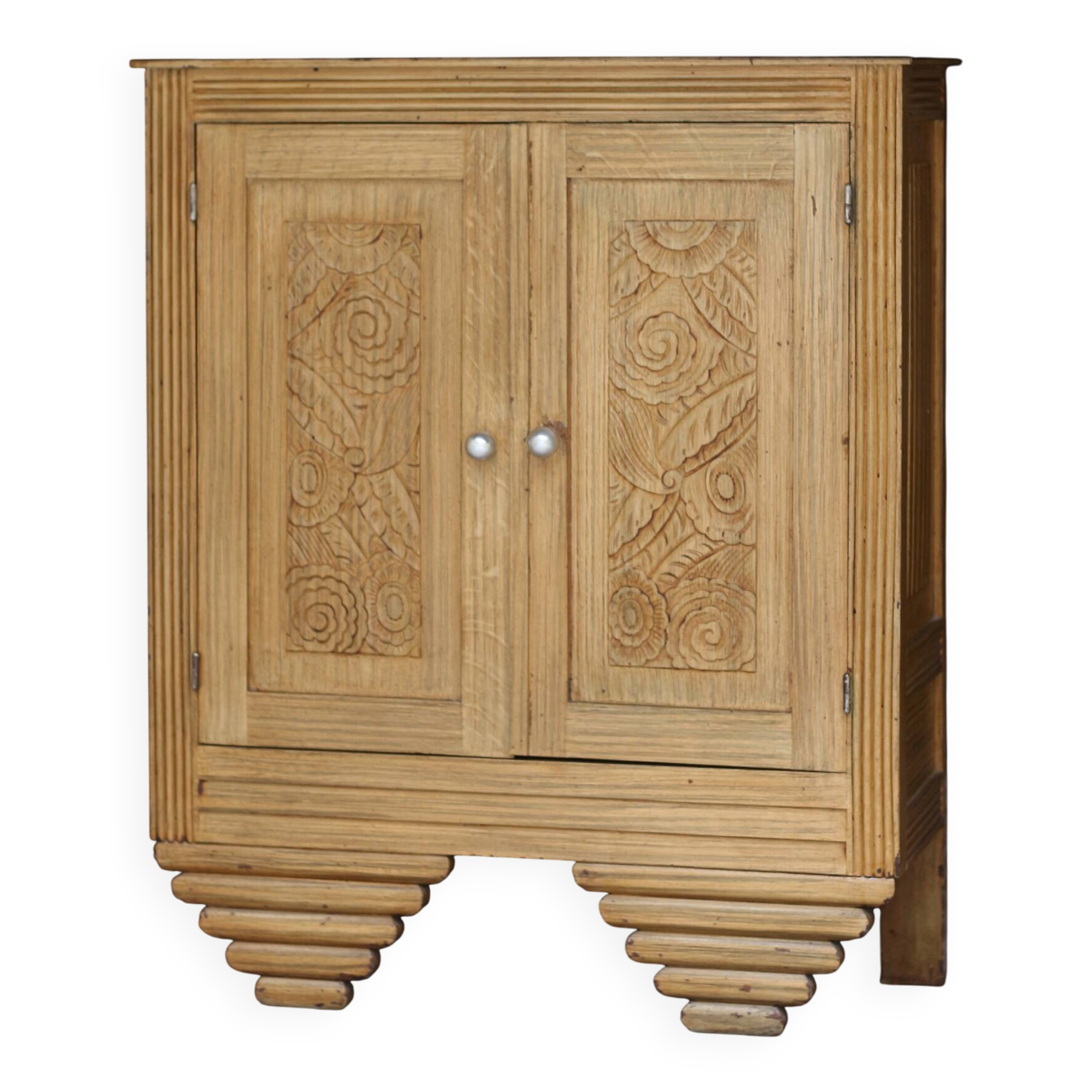 Adorable Art Deco furniture (circa 1920-30). Beautiful patina.