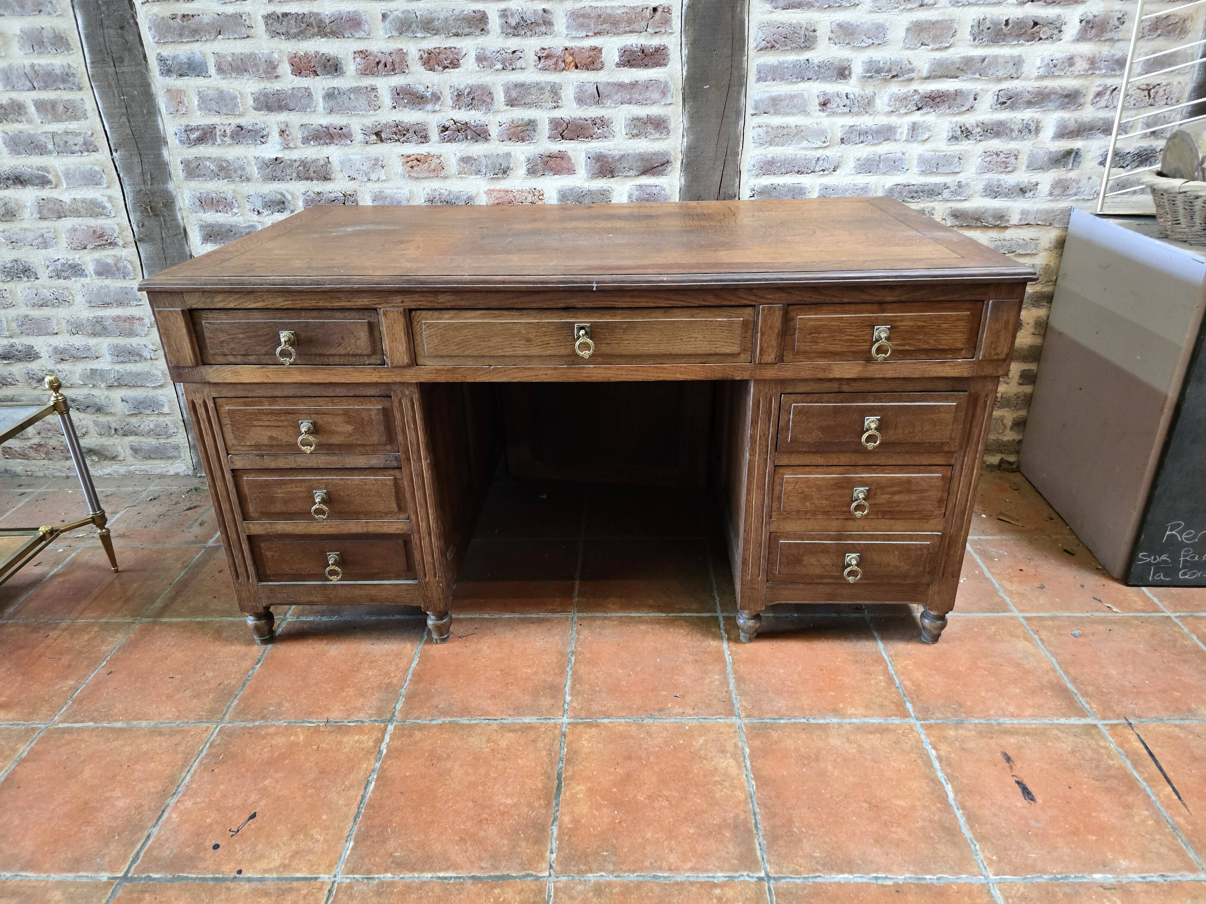 Oak minister's desk