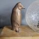 Lampe, veilleuse d'époque Art déco pingouin et globe en verre craquelé