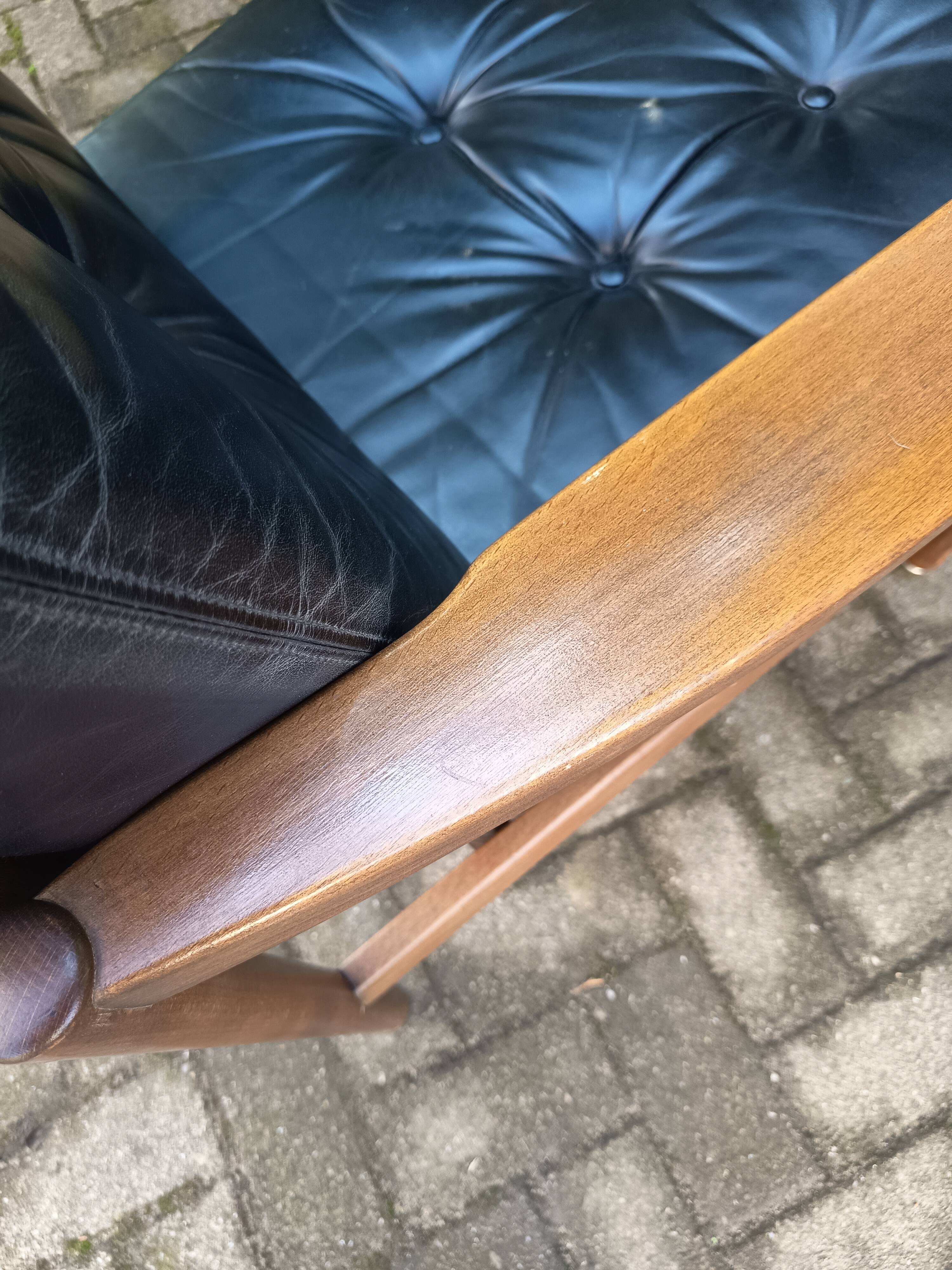 Paire de fauteuils scandinaves cuir, 1960