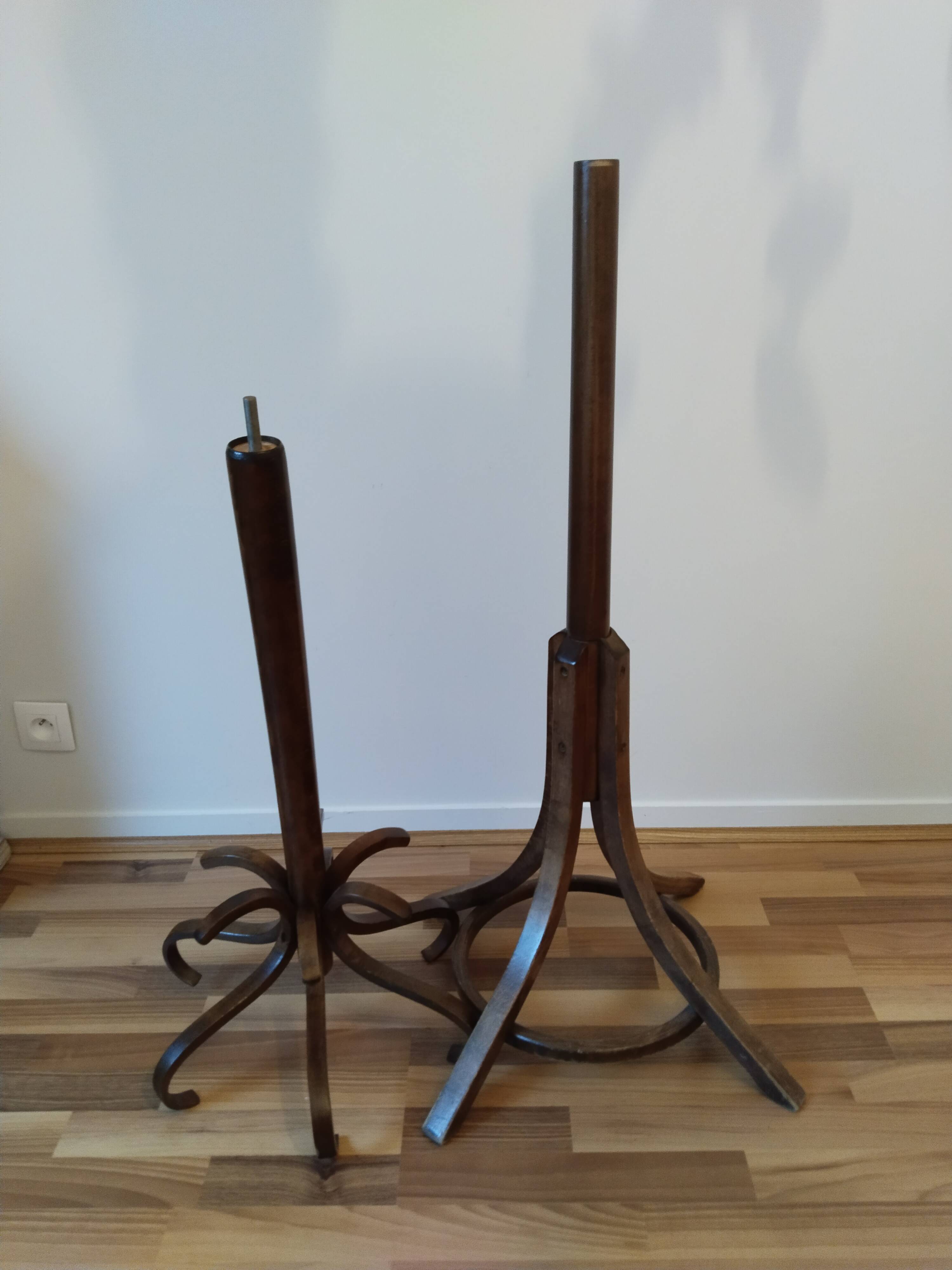 Coat rack on parrot stand, Thonet Baumann style, turned wood, 1950s