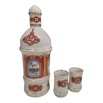 Ensemble bouteille et 2 gobelets origine russe