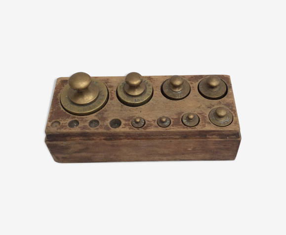 Poids de balance en laiton vintage manque 4 poids