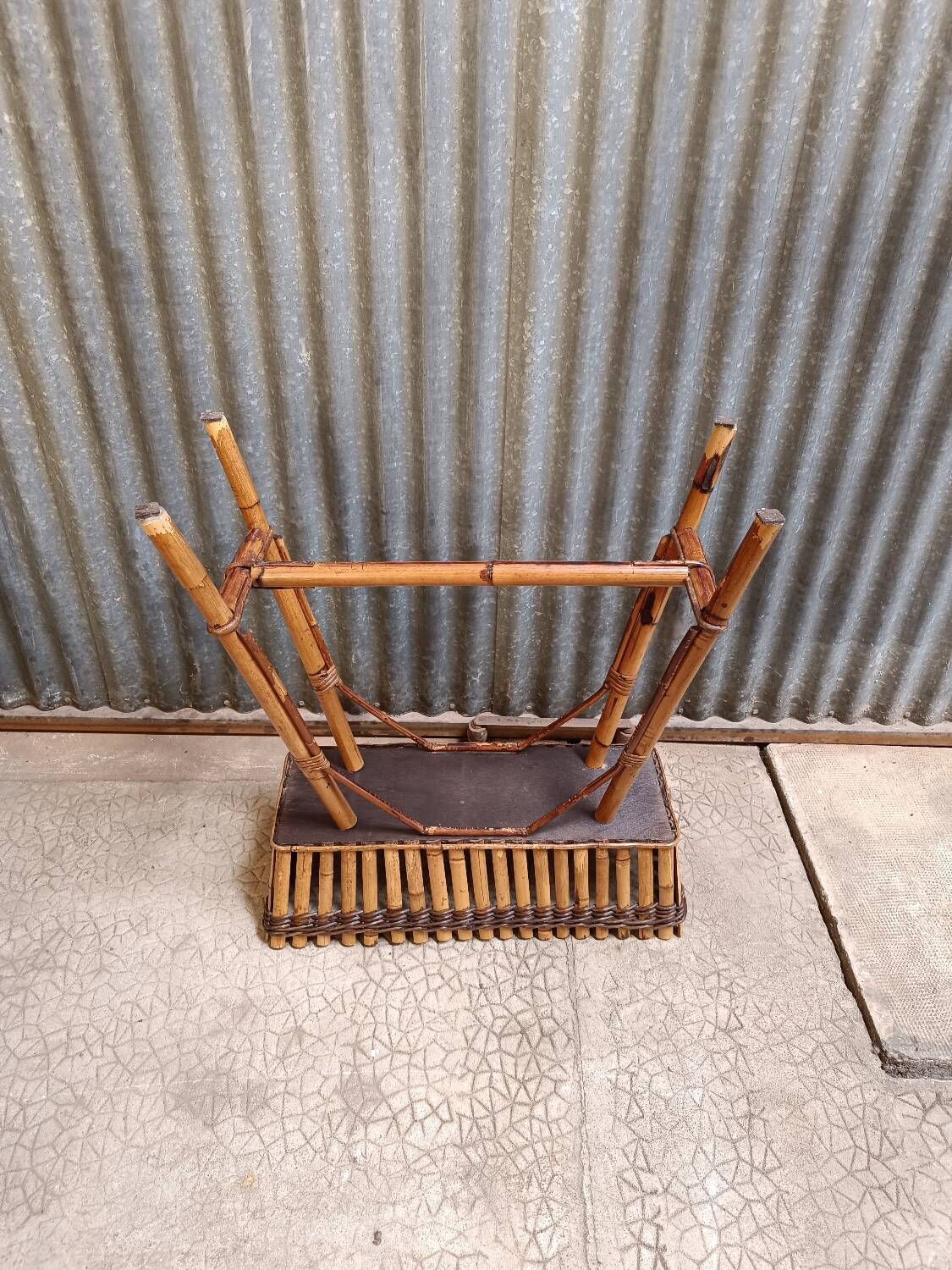 Rattan wicker planter plant holder