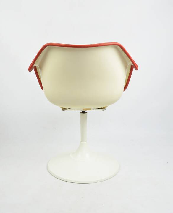 Paire de chaises conçues par R. Day pour Overman, Suède, années 1960.