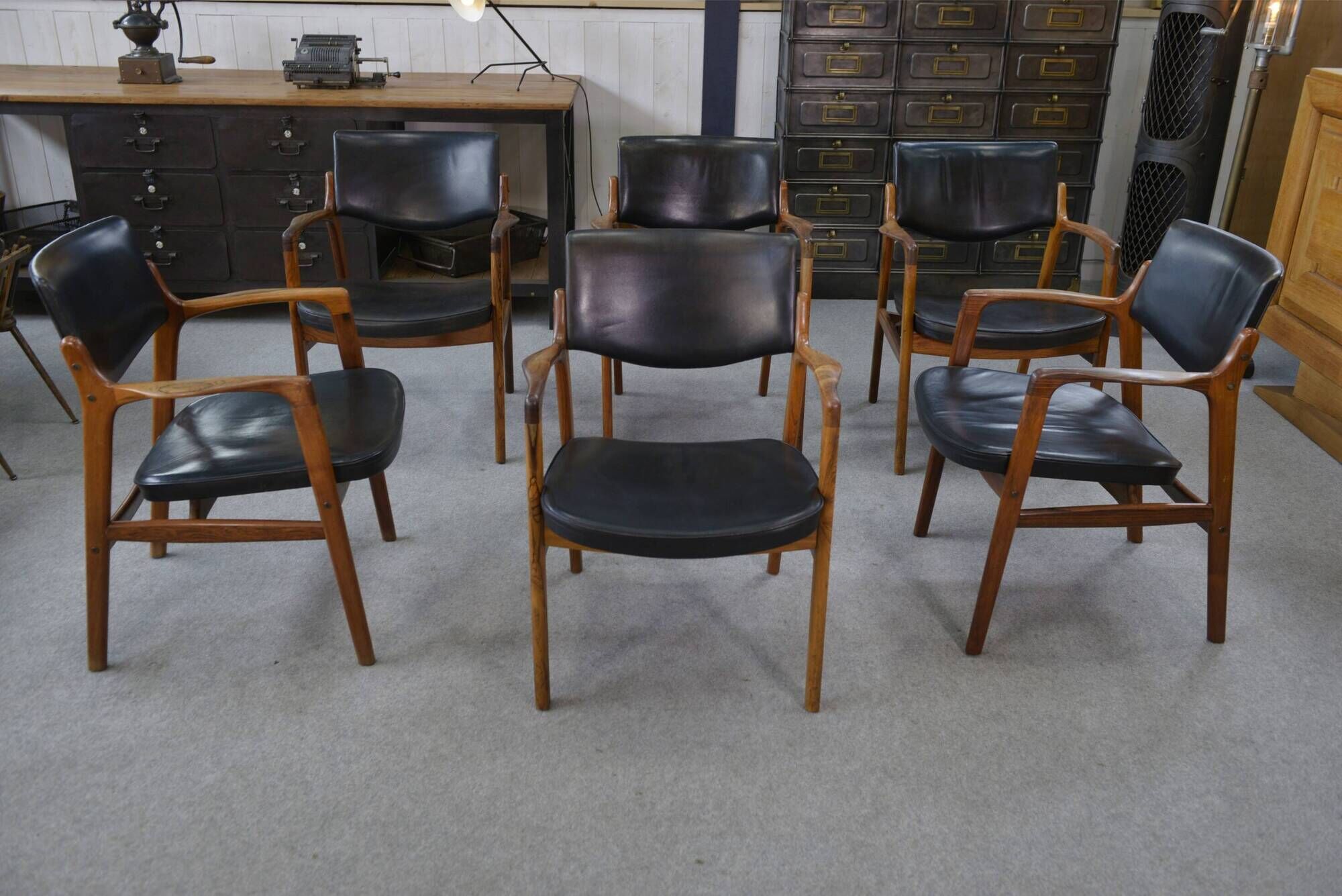 Set of 6 Scandinavian armchairs in leather and rosewood by Gondo Gravesen for Atelier Bondo Gravesen Snedkerier 1960s.