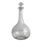Twisted blown glass carafe with stopper