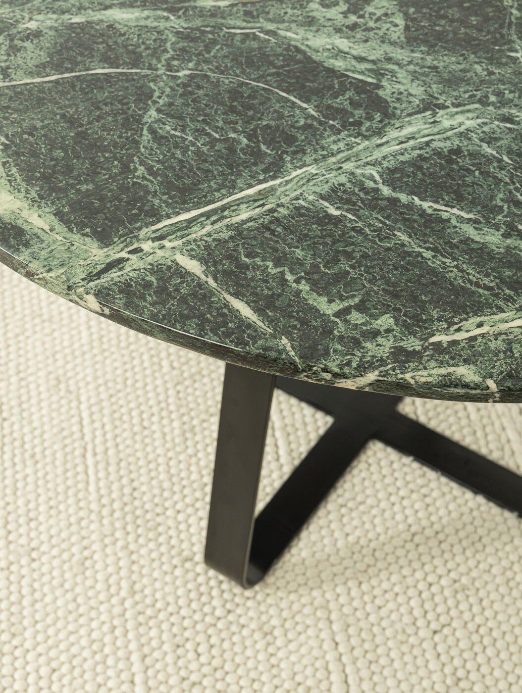 Marble dining table, Ø 110cm