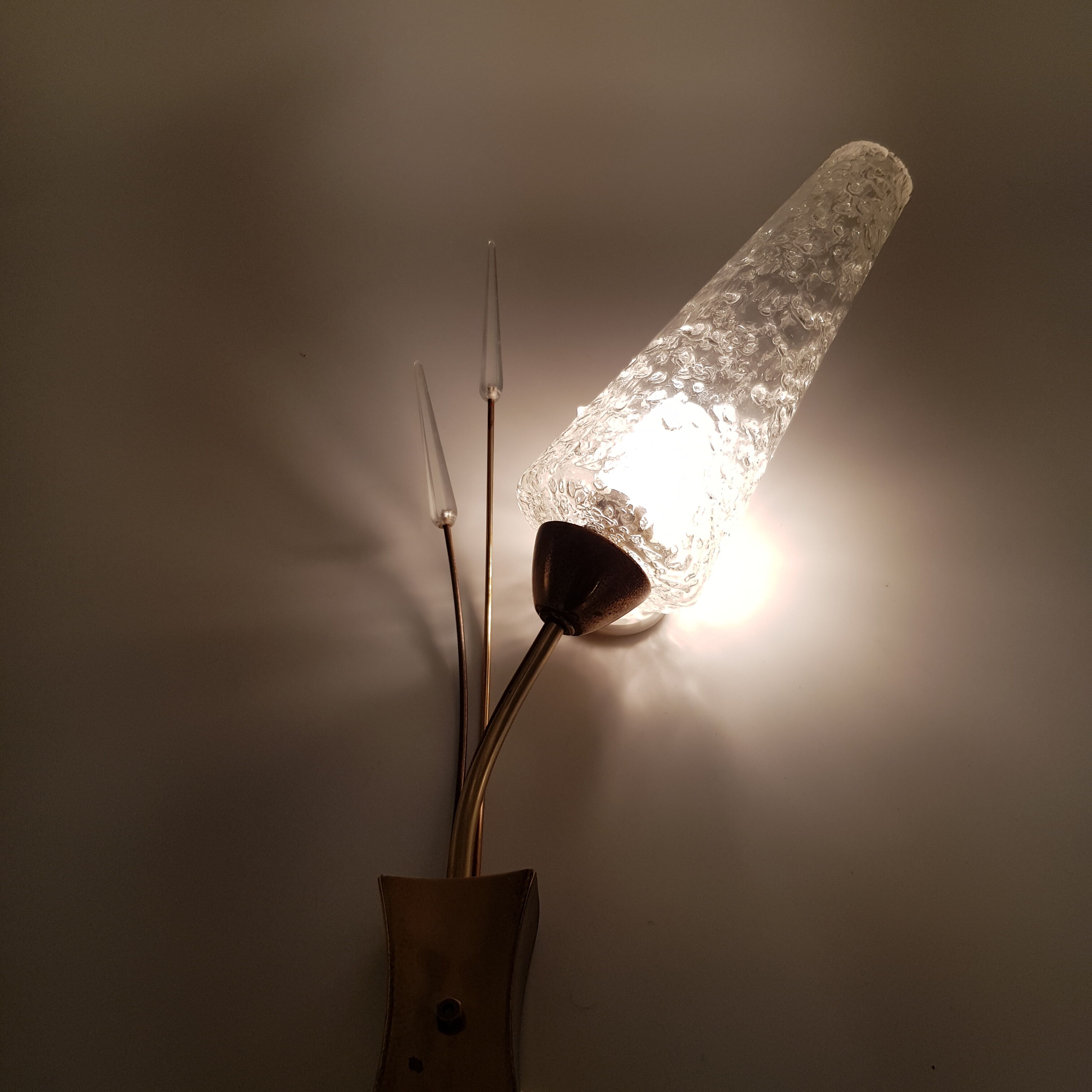 Wall light 50s 60s golden brass and glass shape cob