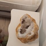 Quartz geode