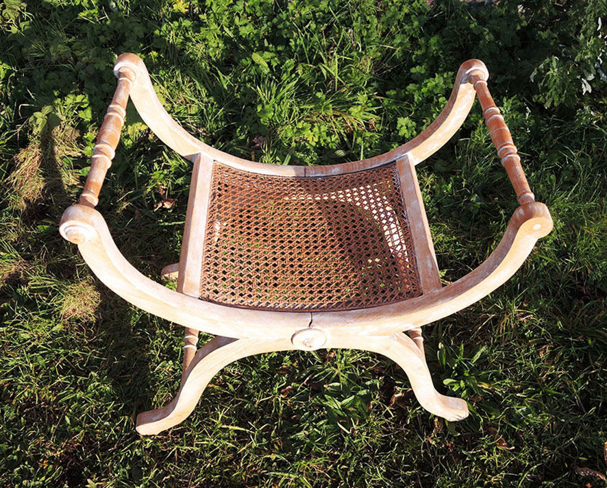 Ancien siège curule bois & cannage