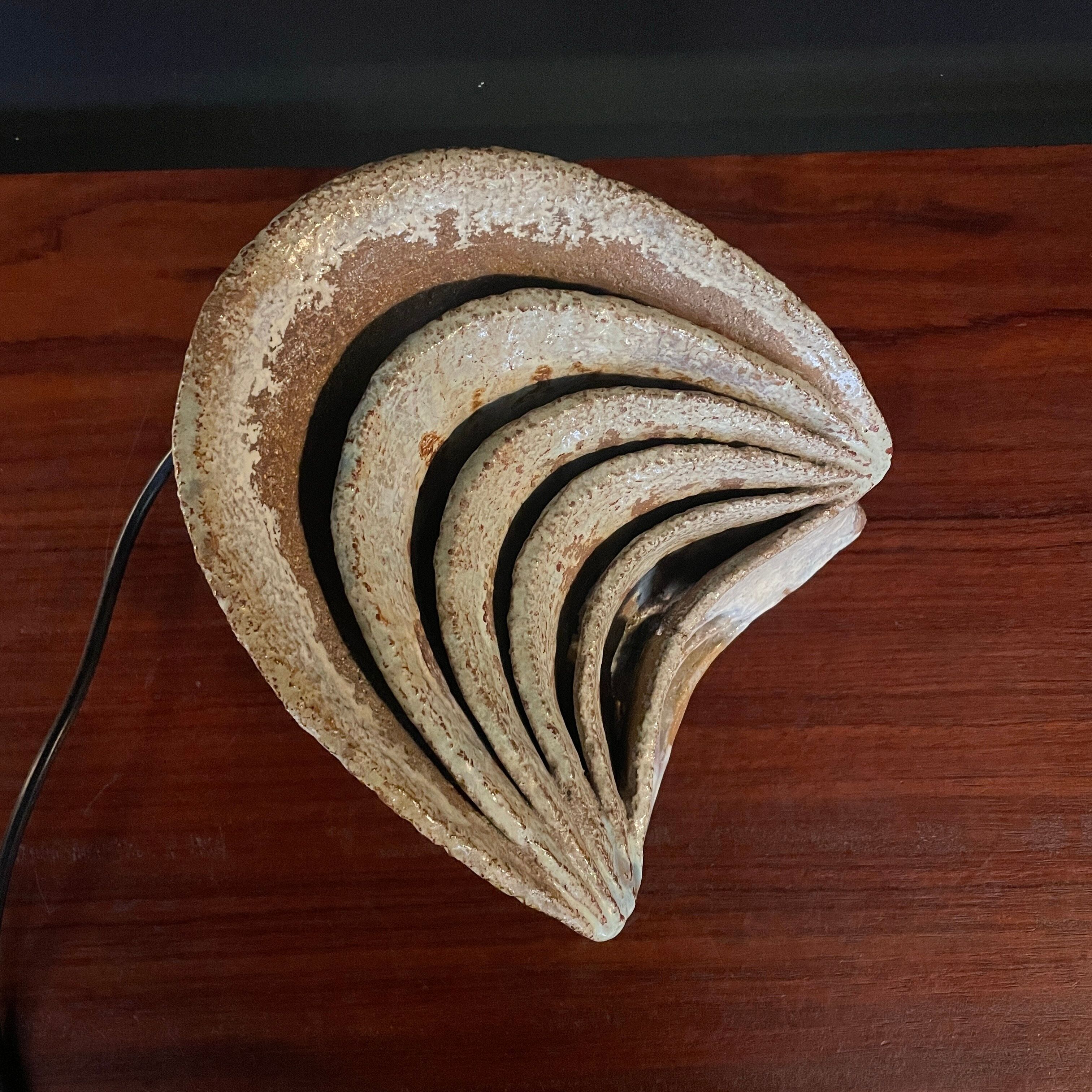 Decorative ceramic lamp