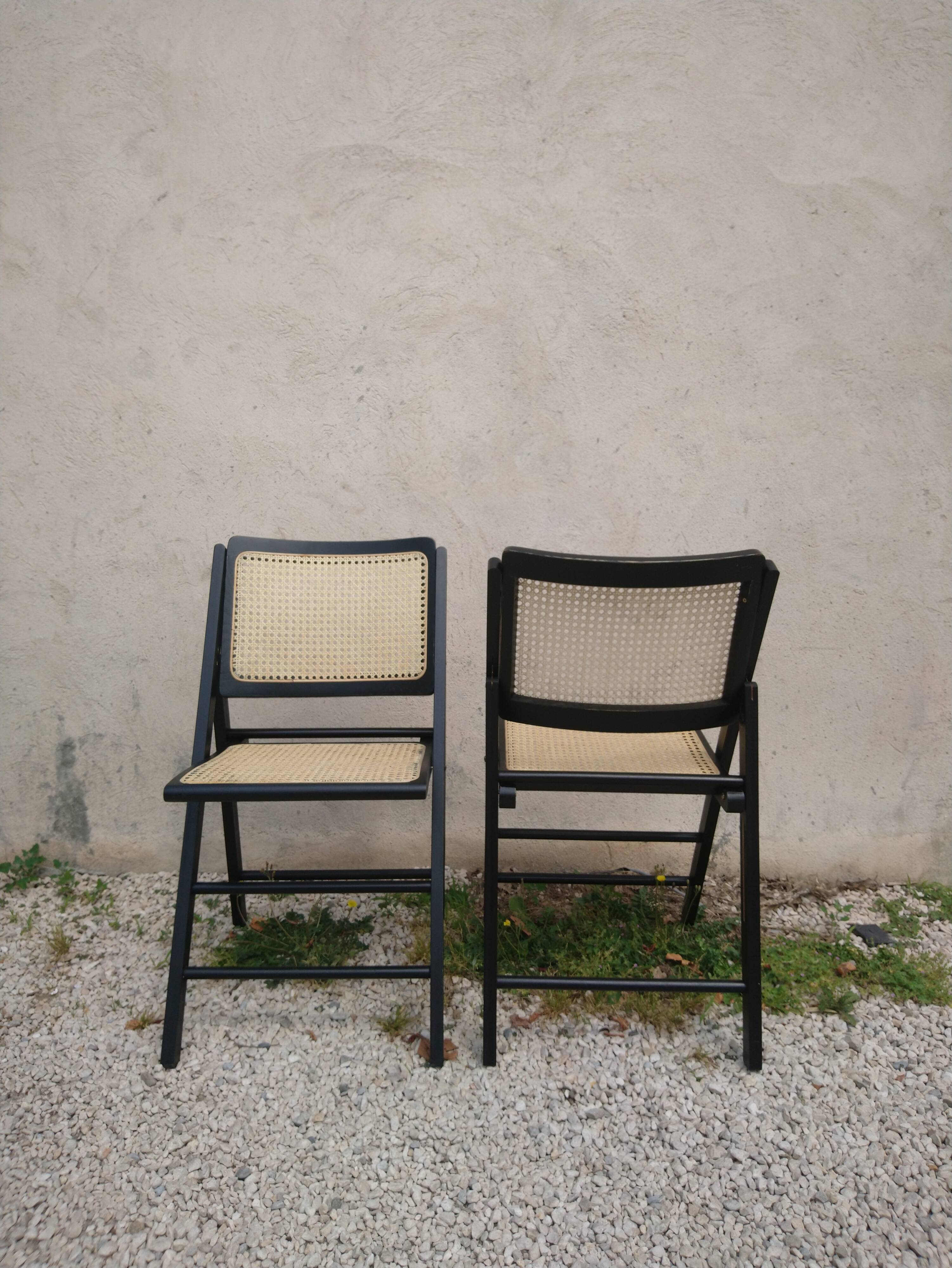 Folding chairs