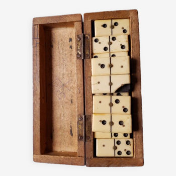 Jeux de 28 dominos