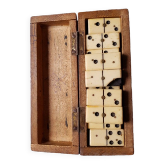 Jeux de 28 dominos