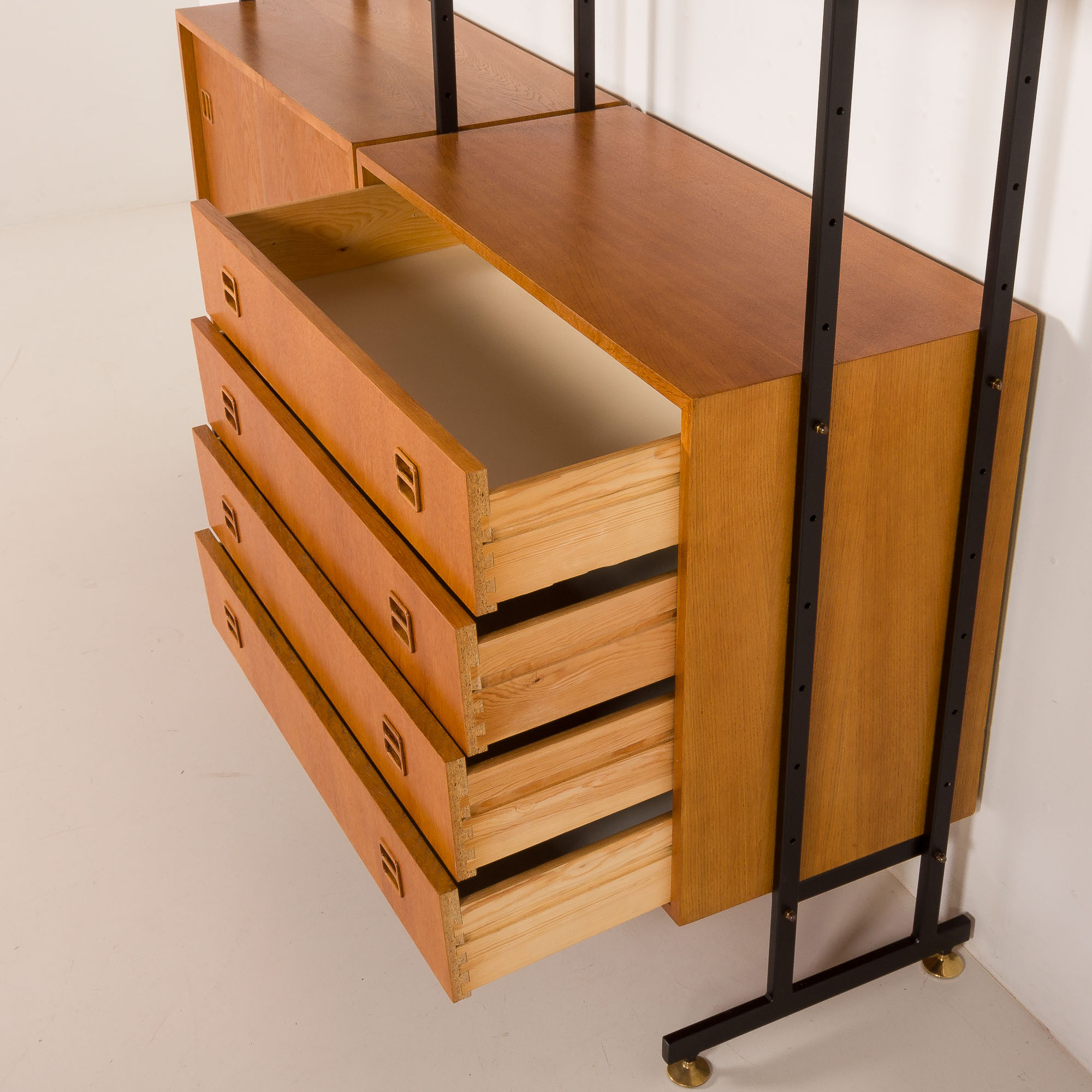 Wall unit, Scandinavian bookshelf in oak, 1970s.