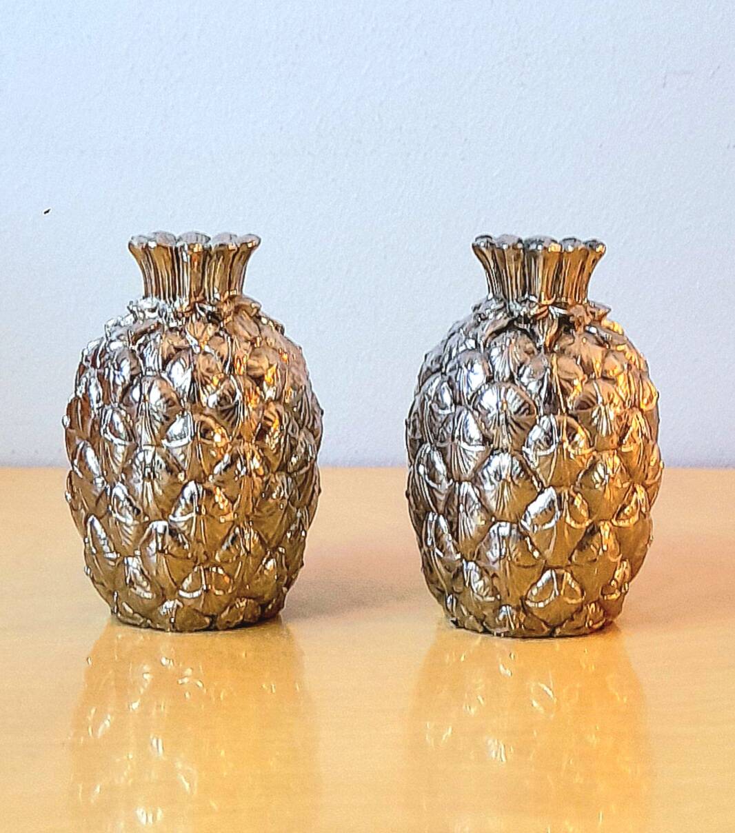 Pineapple salt and pepper shaker Mauro Manetti 70s