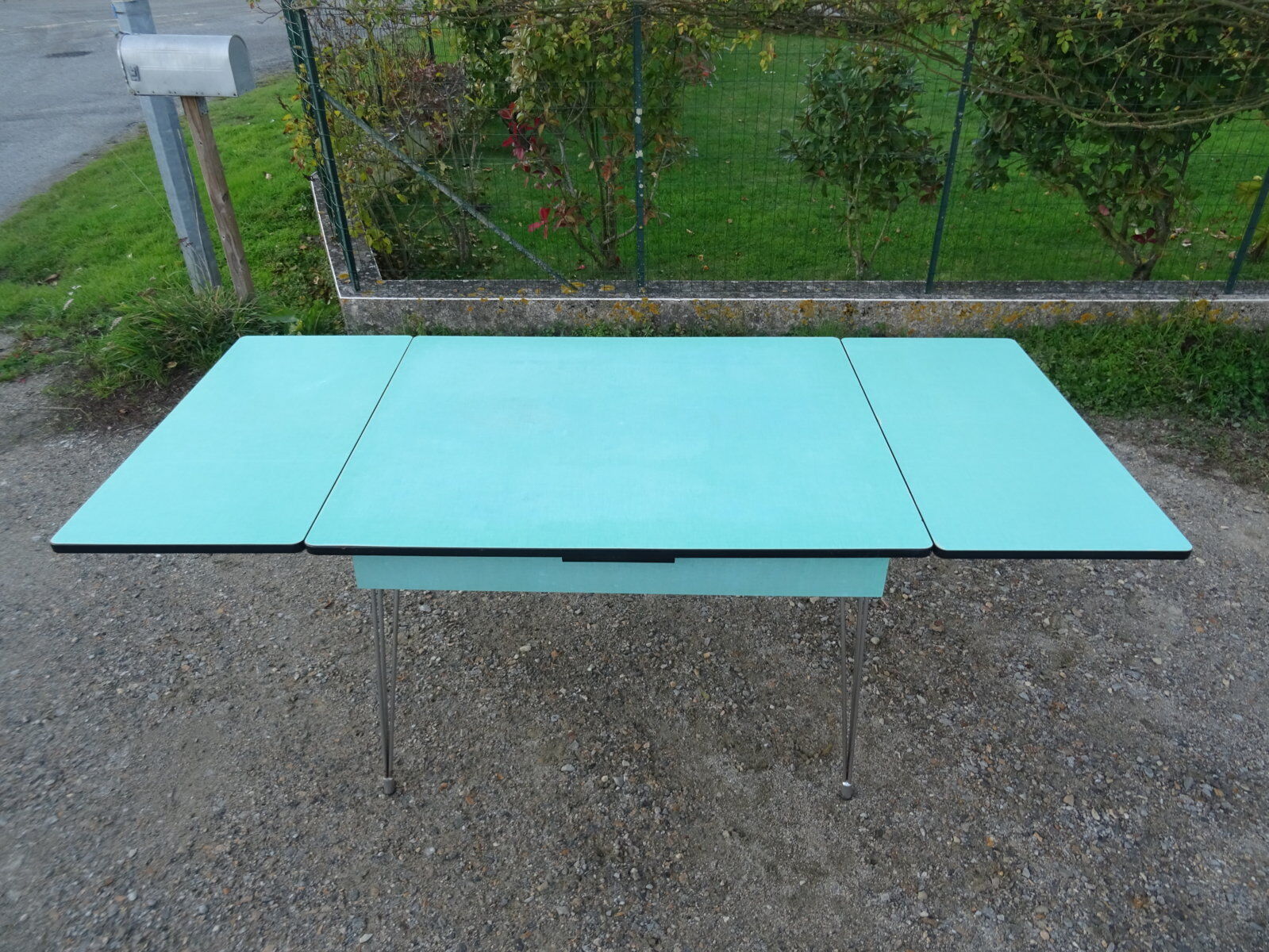 Extension table formica base Eiffel