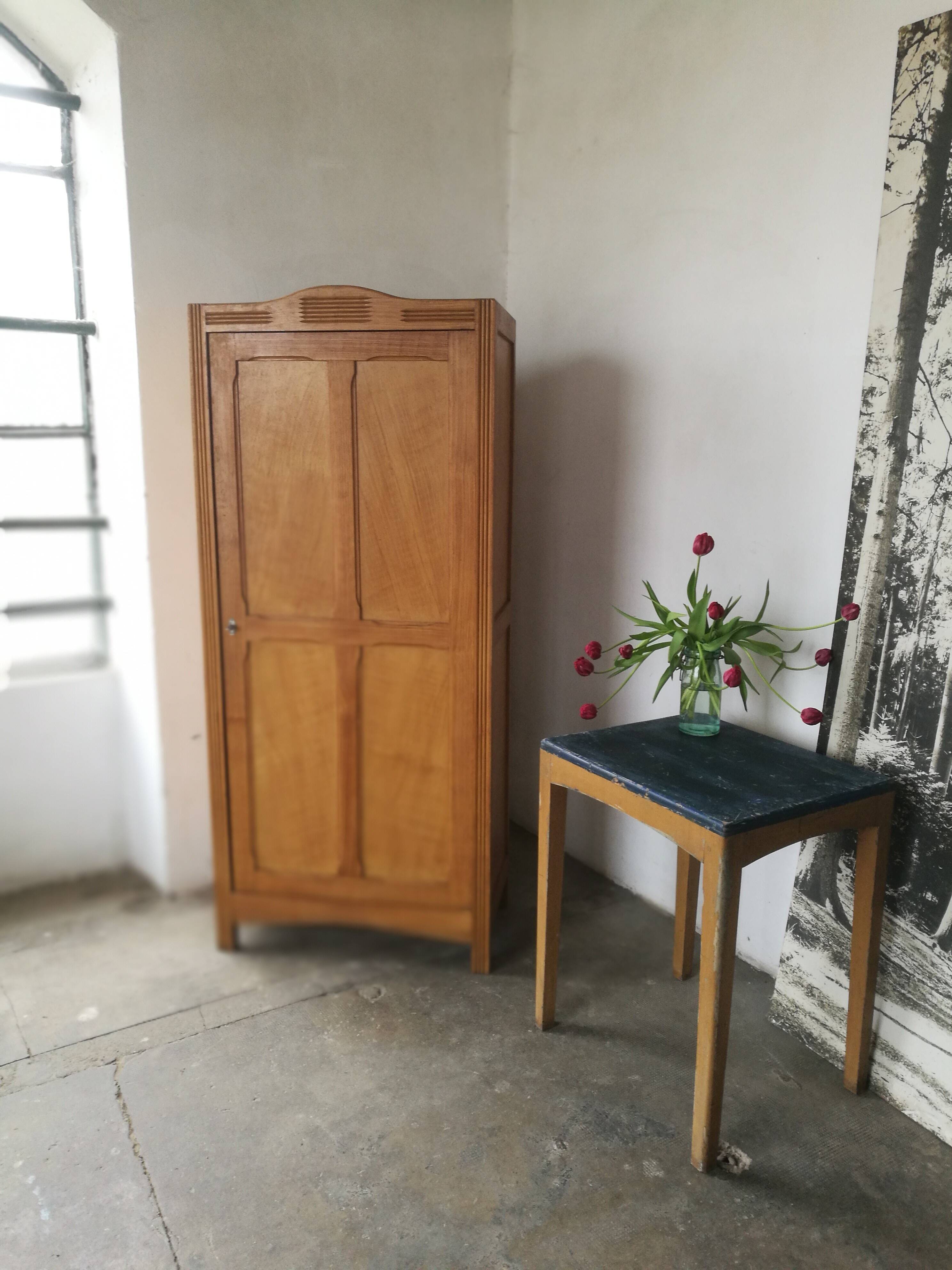 Fir tree hosier, Parisian wardrobe