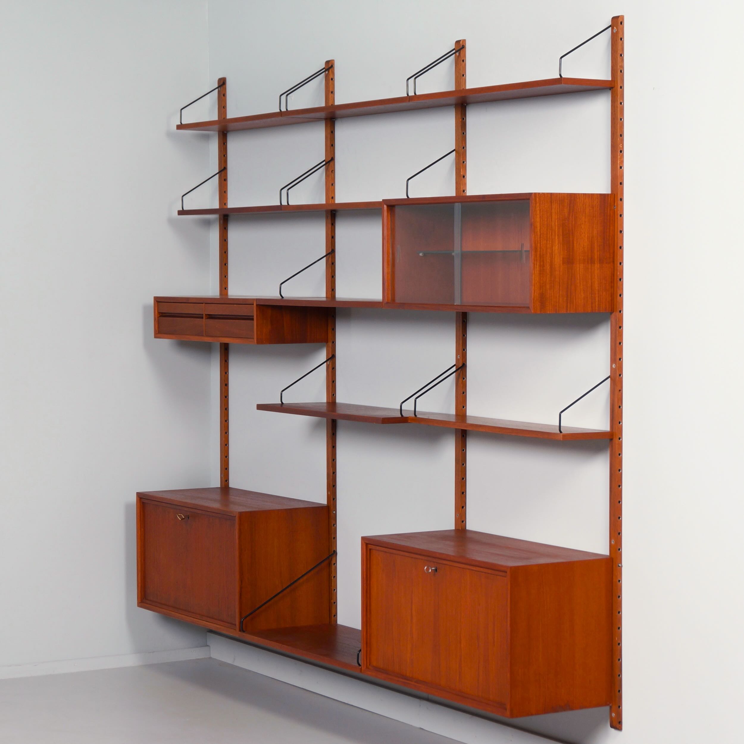 Royal System wall unit by Poul Cadovius for Cado, Denmark, 1960s – 17 pieces